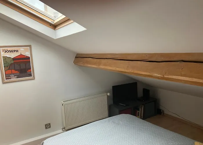 Apartment Centre-ville Climatise Avec Parking Gratuit *